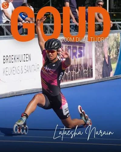Promobeeld met de tekst goud bij een 200 meter dual time trial.